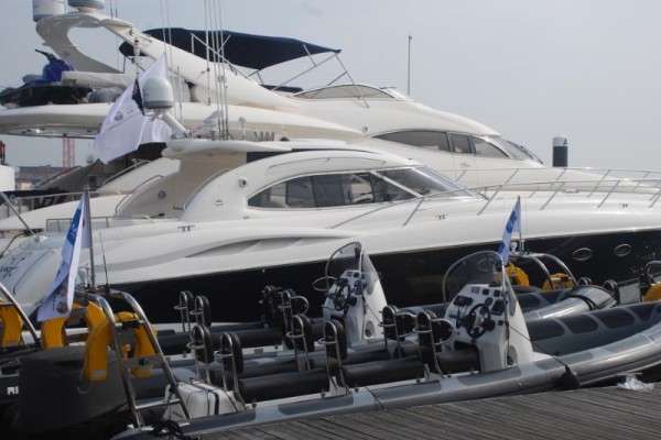 Luxury Sunseeker Yacht Hire